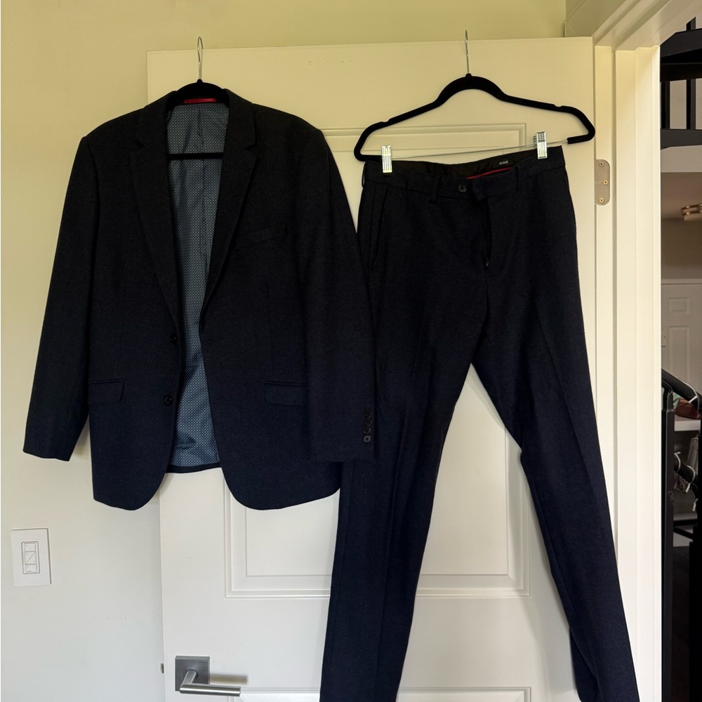 Men's Dark Navy Two-Piece Suit Jacket & Trousers - Modern Tailored Slim Fit